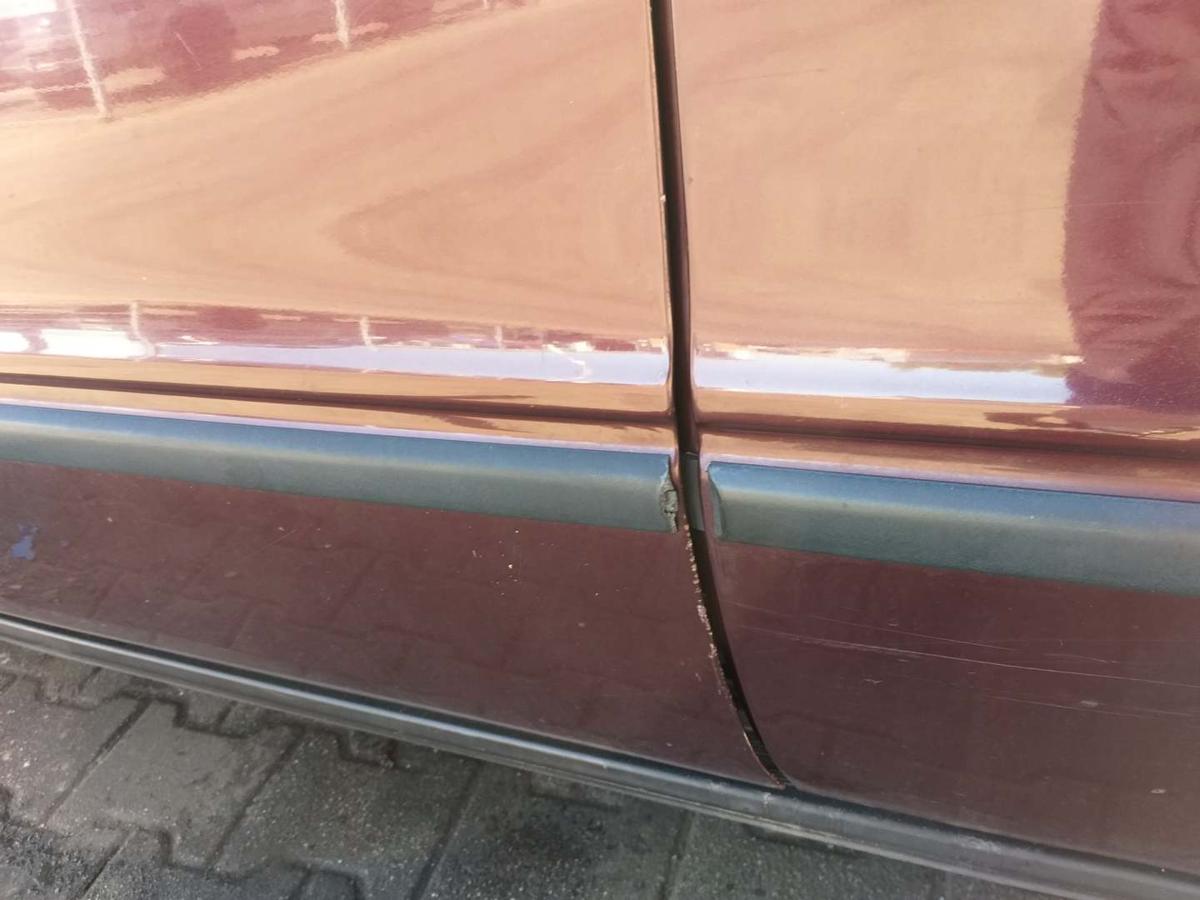 Audi 80 B4 original Tür vorn links Weinrot LZ3T Bj.1992